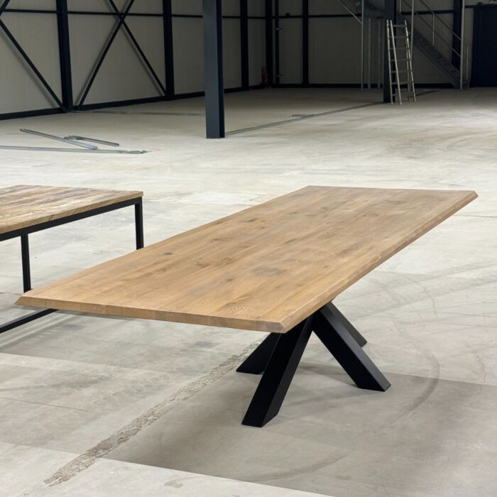 Eiken Boomstam Tafel Spinpoot